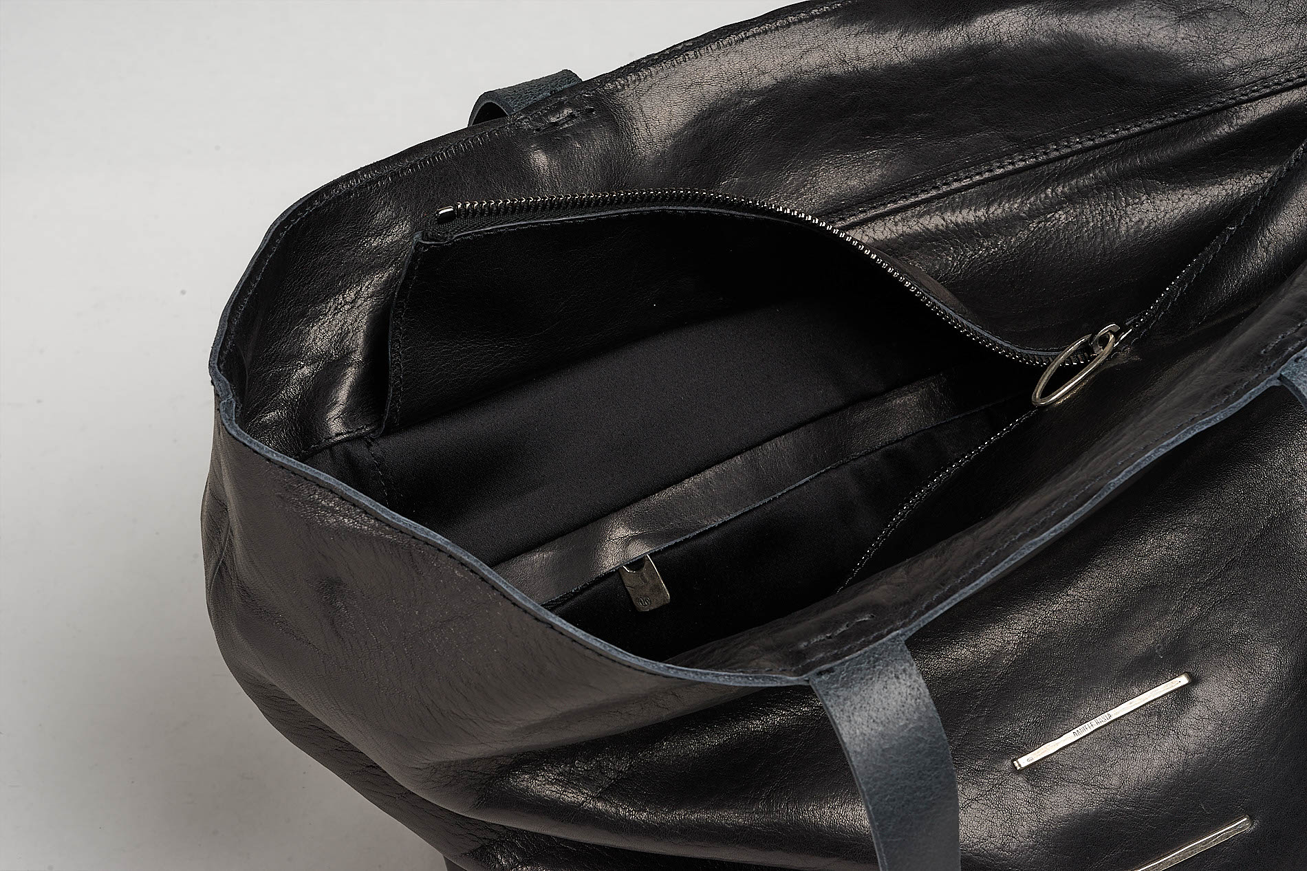daniele basta leather and silver bags - DETAIL 3